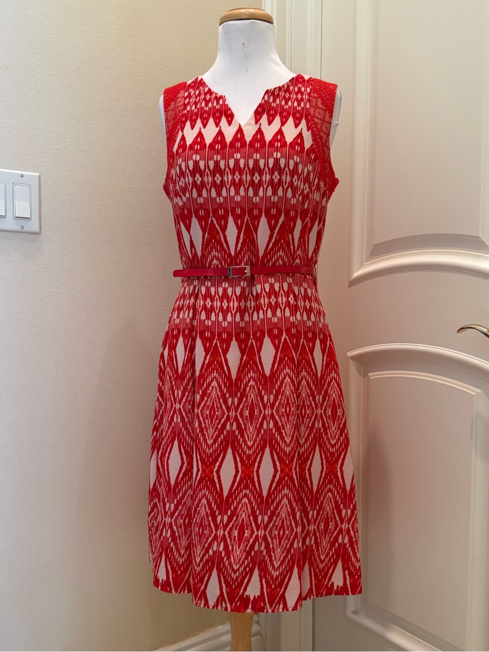 New - CB Established 1962 red and cream dress with belt